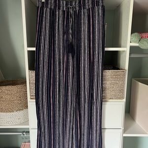 Knox Rose wide leg pants. Size M. Navy blue with thin striping.